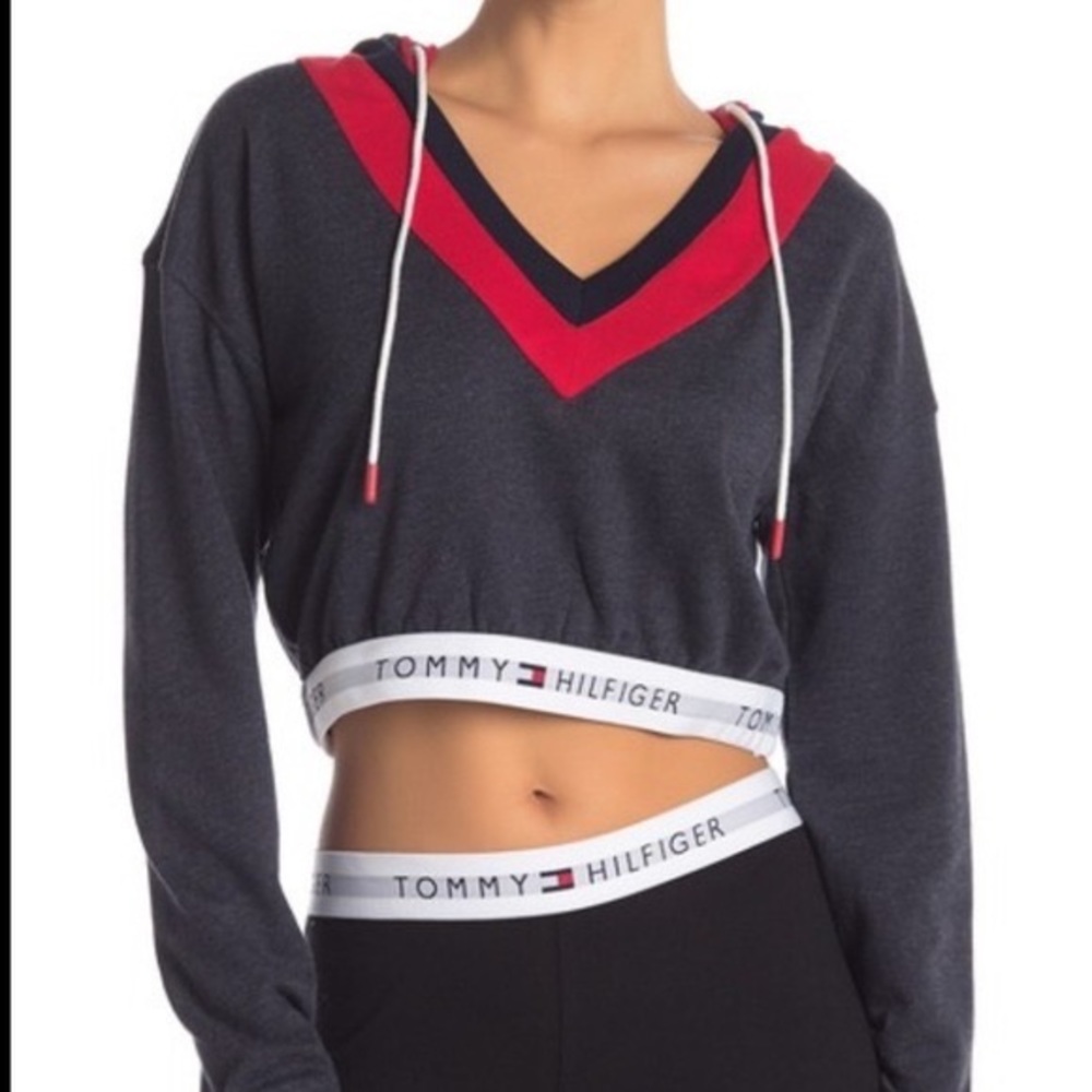 Tommy Hilfiger cropped hoodie